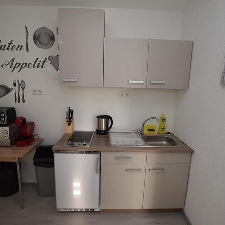 Wohnung Bad Cannstadt สตุตการ์ต ภายนอก รูปภาพ